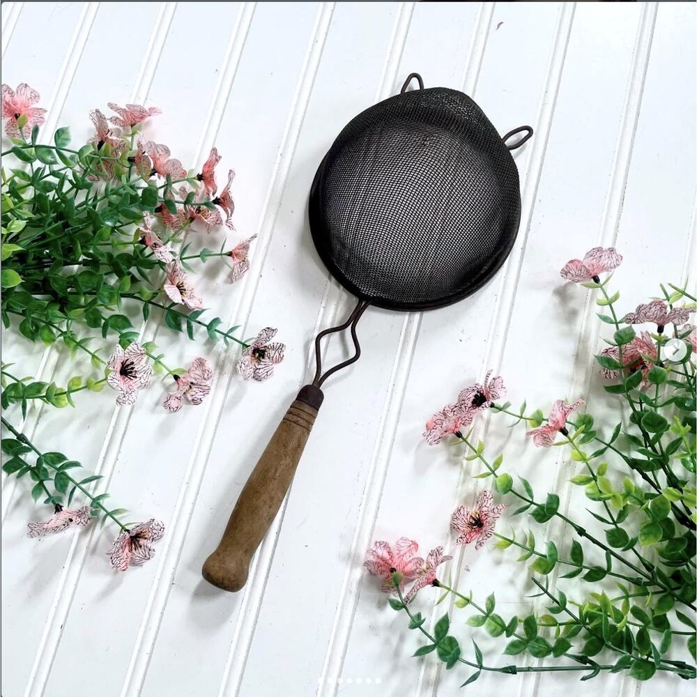 Vintage Wood Handled Metal Sieve Strainer Sifter Metal Mesh